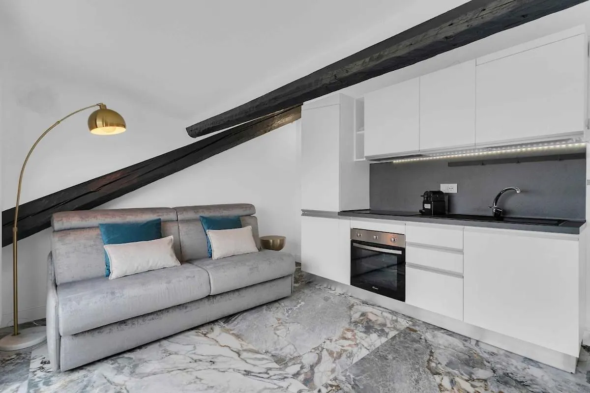 Apartmán Porta Venezia -The Roofs Of Milán 0*,