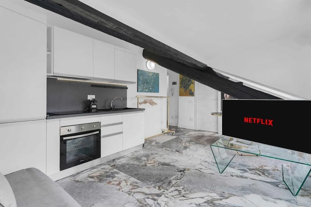 Porta Venezia -The Roofs Of Milan Apartment Italy