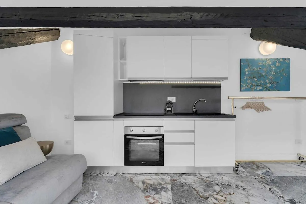 Porta Venezia -The Roofs Of Milan Apartment