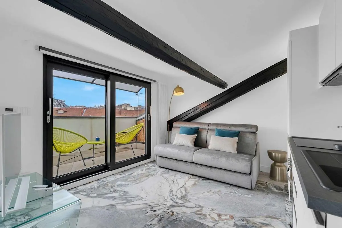 Porta Venezia -The Roofs Of Milan Apartment