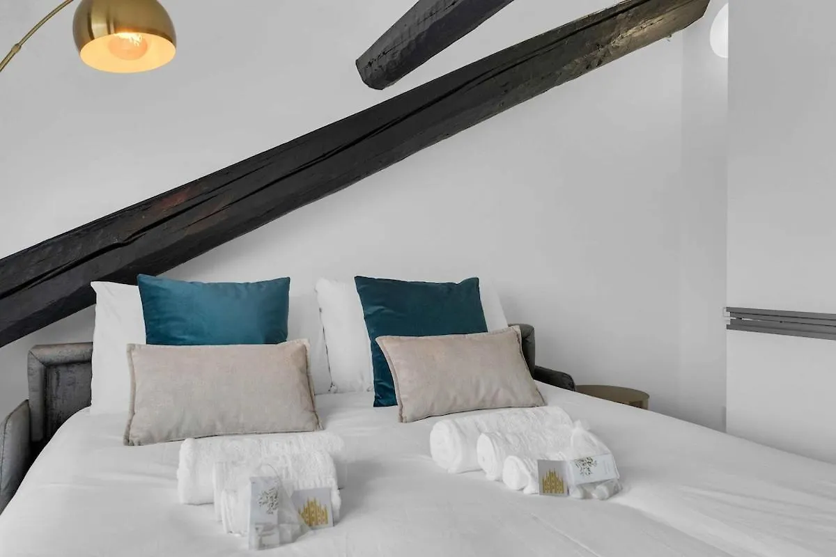 Porta Venezia -The Roofs Of Milan Apartment 0*,