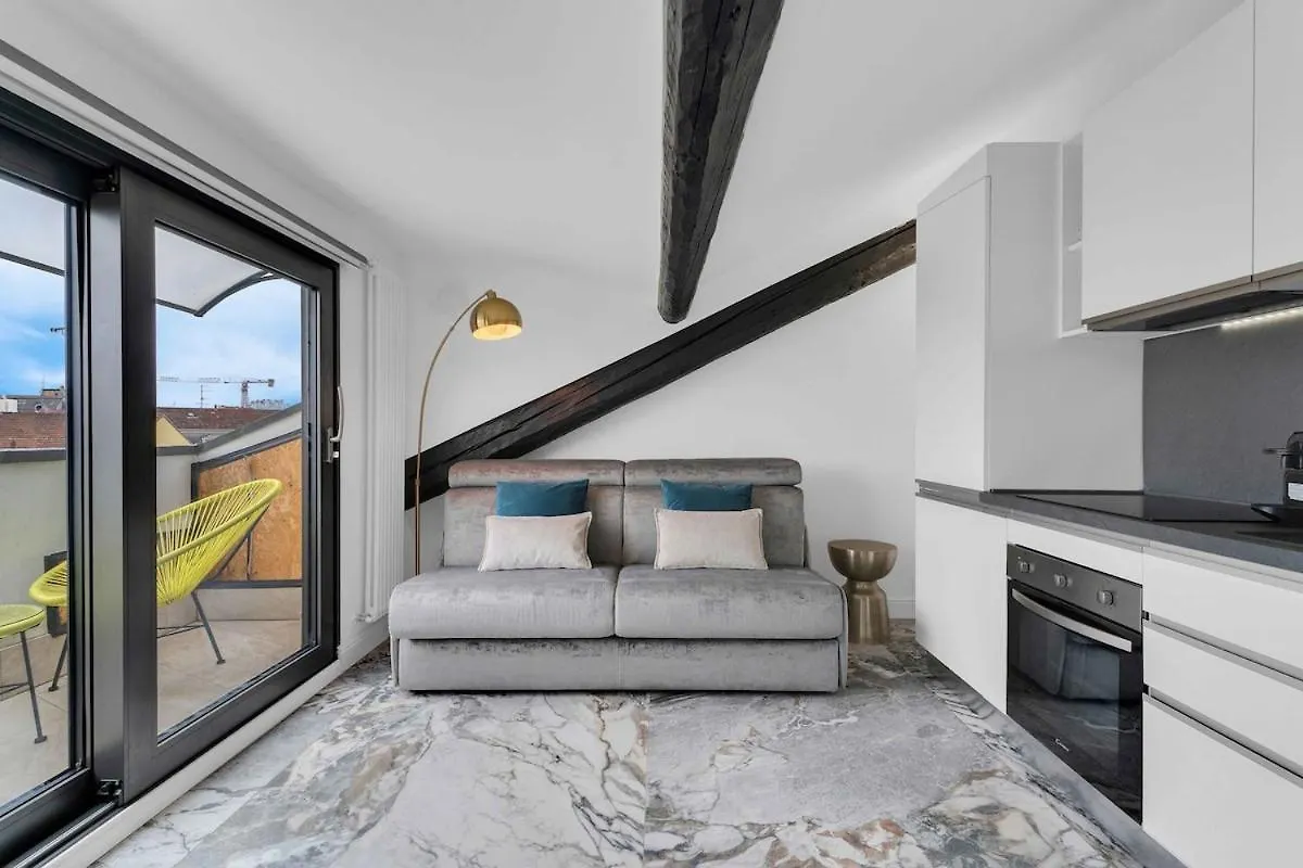 Porta Venezia -The Roofs Of Milan Apartment